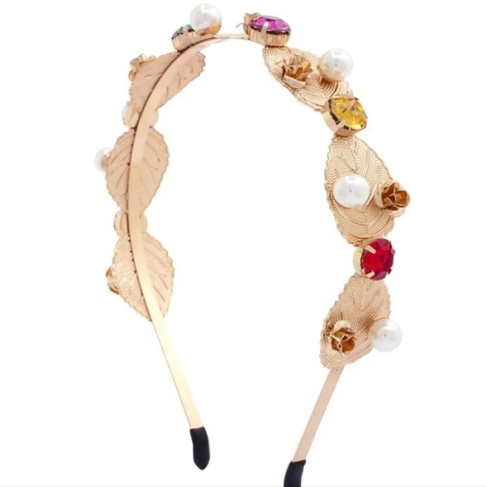 Leaf design•Goldtone•Rhinestones & pearl accents•Headband•NWT